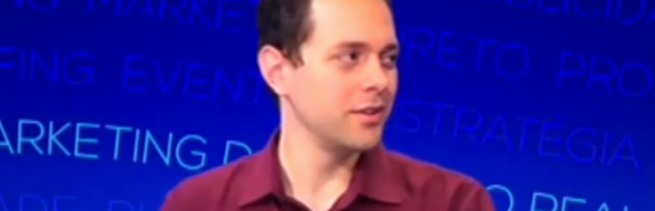 Jean Pluvinage durante entrevista para o programa Marketing do Ideal ao Real, na TV Geração Z.